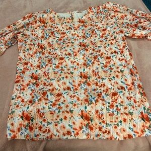 Cute floral top🧡💛